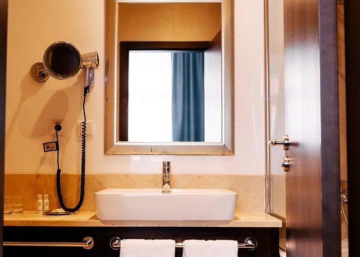 The Fitzgerald Hotel 4*