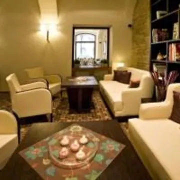 The Fitzgerald Praag